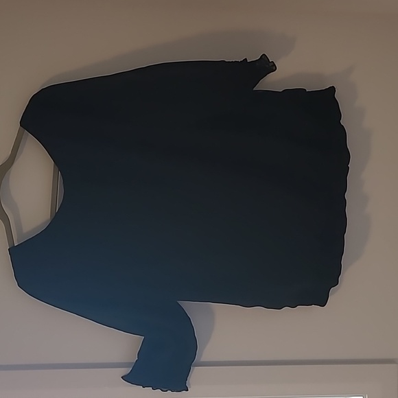 Top - Picture 5 of 5